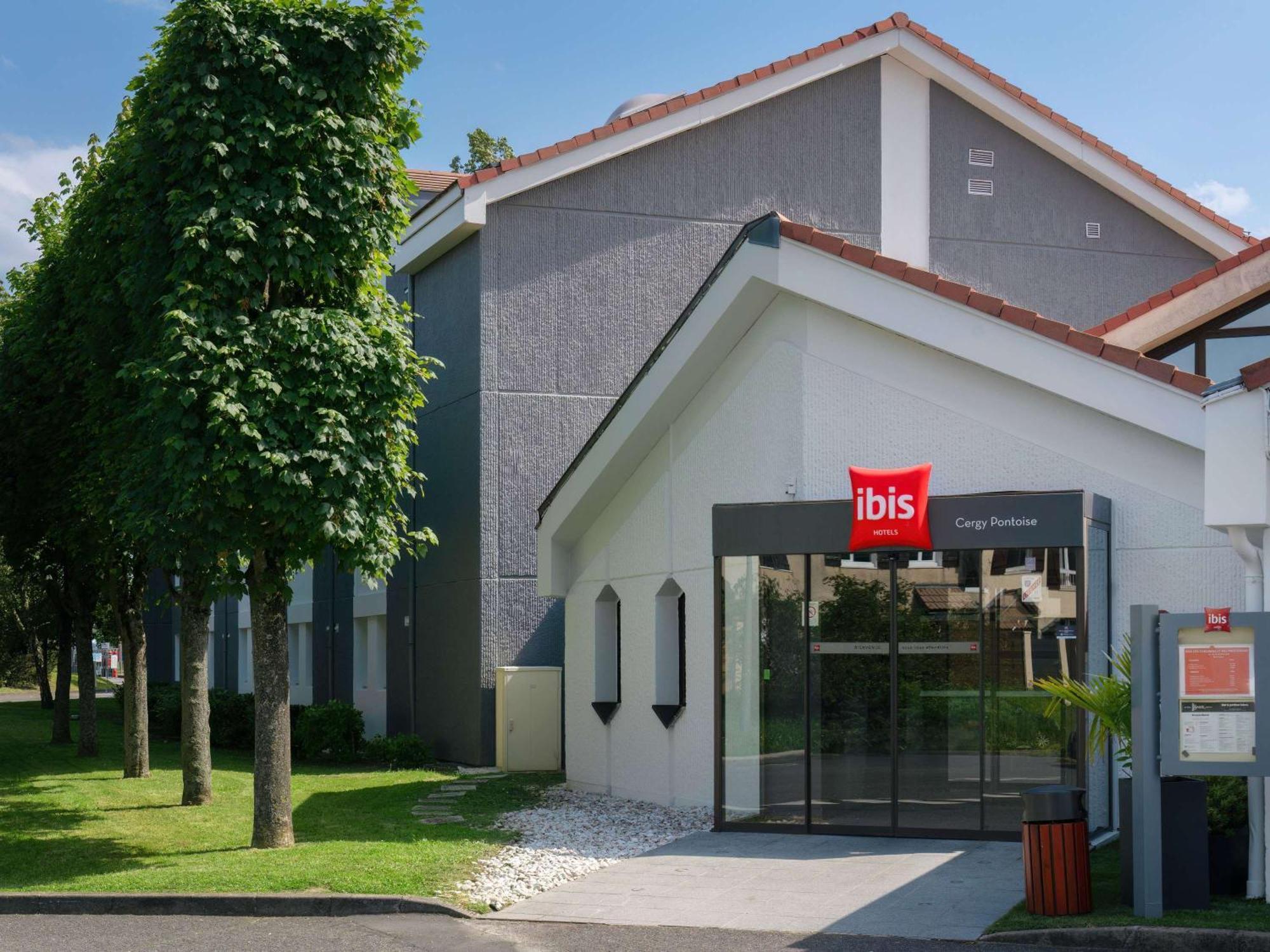 Ibis Cergy Pontoise Le Port Hotel Buitenkant foto